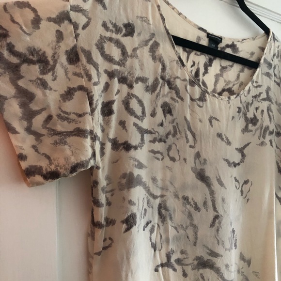 Club Monaco cream silk patterned blouse, medium - Picture 4 of 11